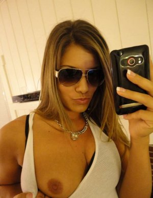 Cecille outcall escort in Gainesville